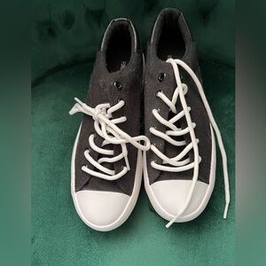 NWOT FOREVER 21 Platform Shoes